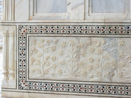 Arabesques in the Taj Mahal