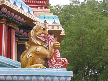 Colors of a gopuram